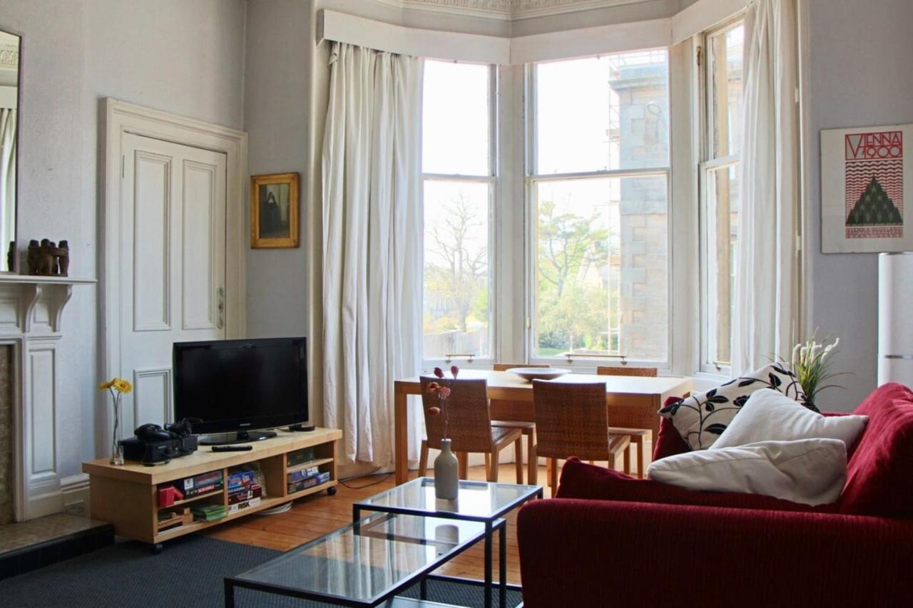 דירות Classic Edinburgh Flat In The Heart Of Morningside מראה חיצוני תמונה