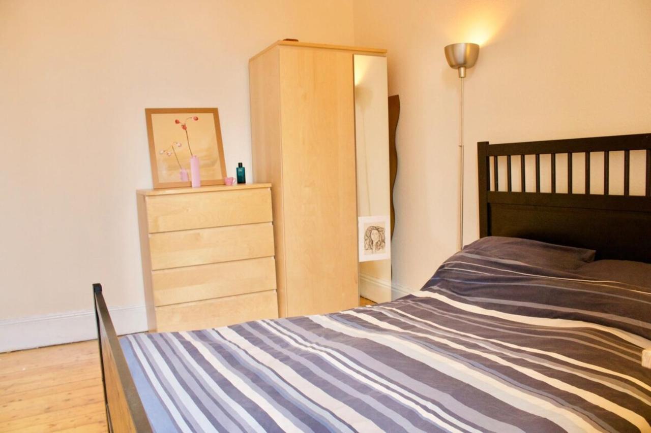 Classic Edinburgh Flat In The Heart Of Morningside מראה חיצוני תמונה